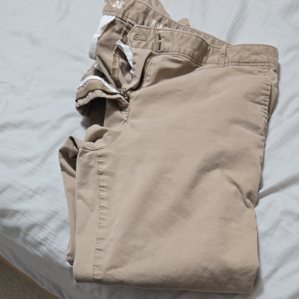 GAP Women's Tan Cropped Pants